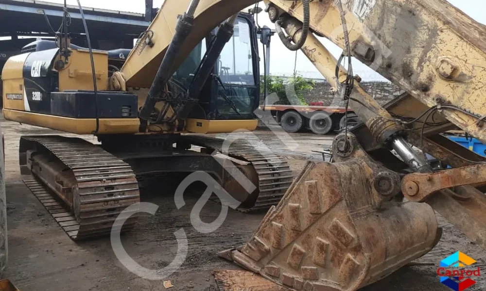 Caterpillar 320D2 Excavator