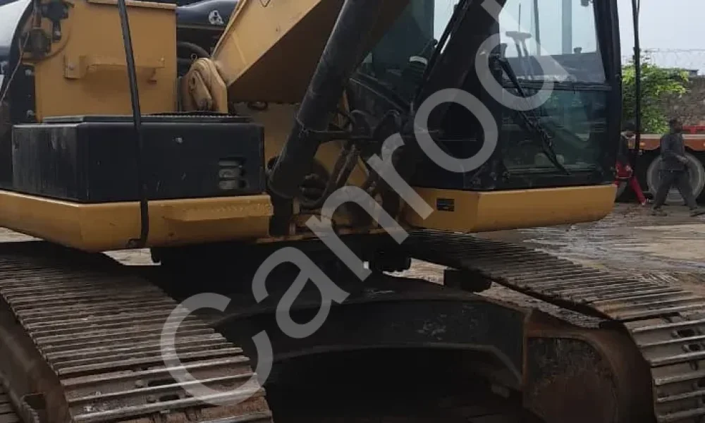 Caterpillar 320D2 Excavator