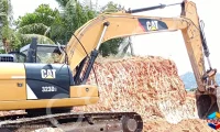 Caterpillar 323D3 Excavator