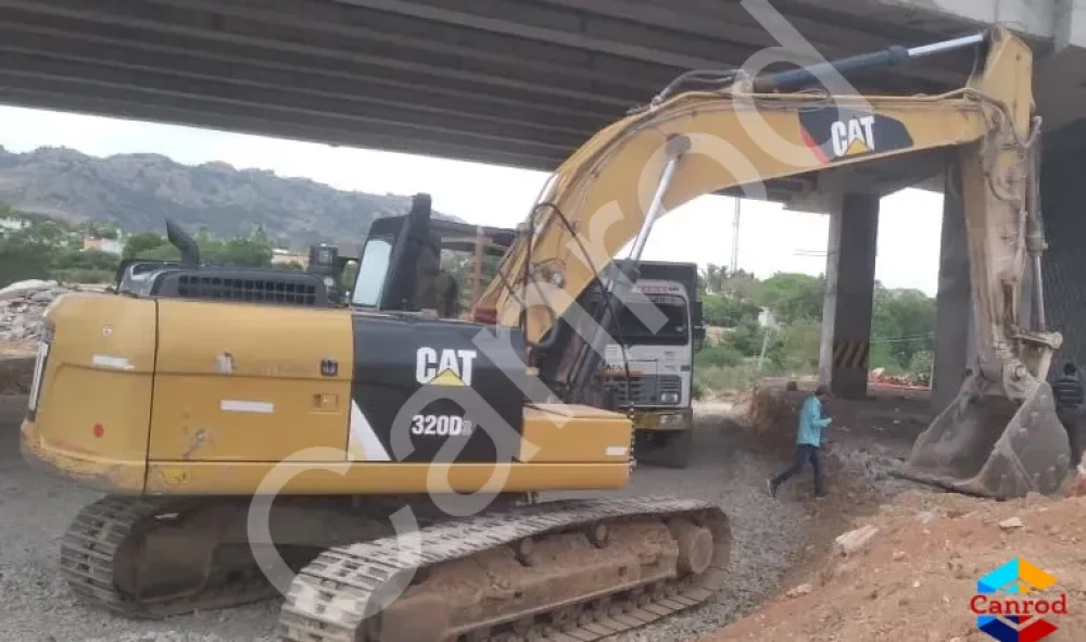 Caterpillar 323D3 Excavator