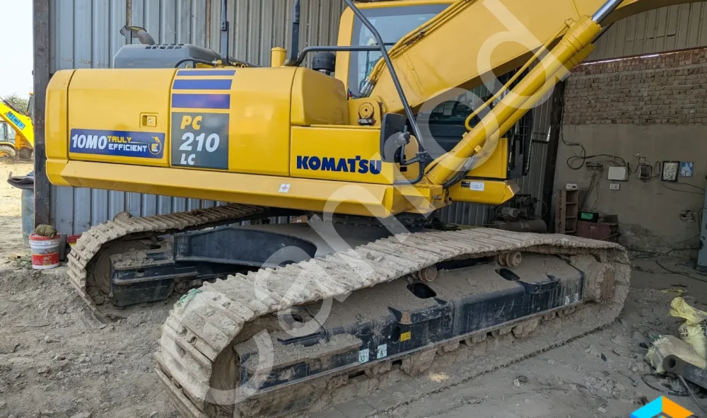 Komatsu PC210 LC-10MO Excavator