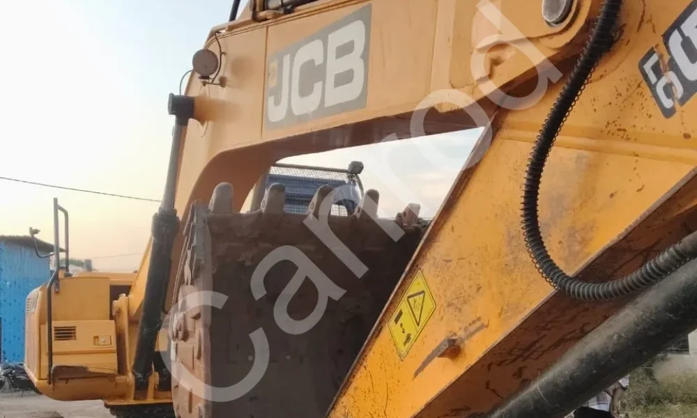 JCB JS205 Excavator