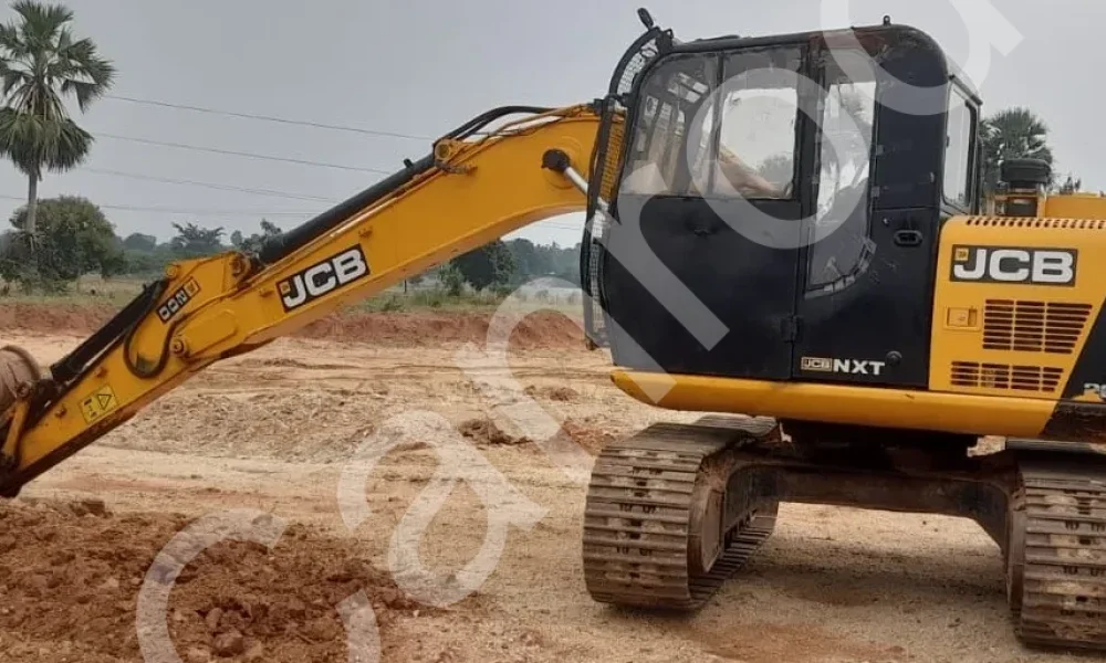 JCB JS140 Excavator