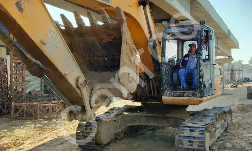 JCB JS205LC Excavator