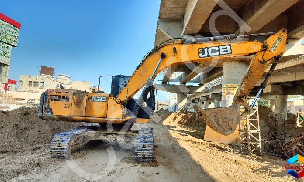 JCB JS205LC Excavator