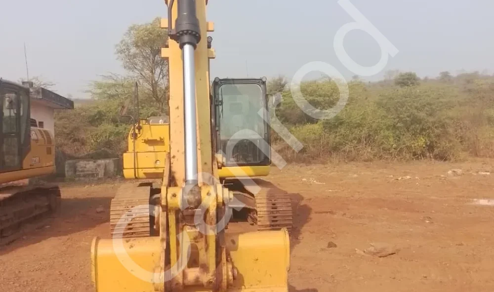 Caterpillar 323D3 Excavator