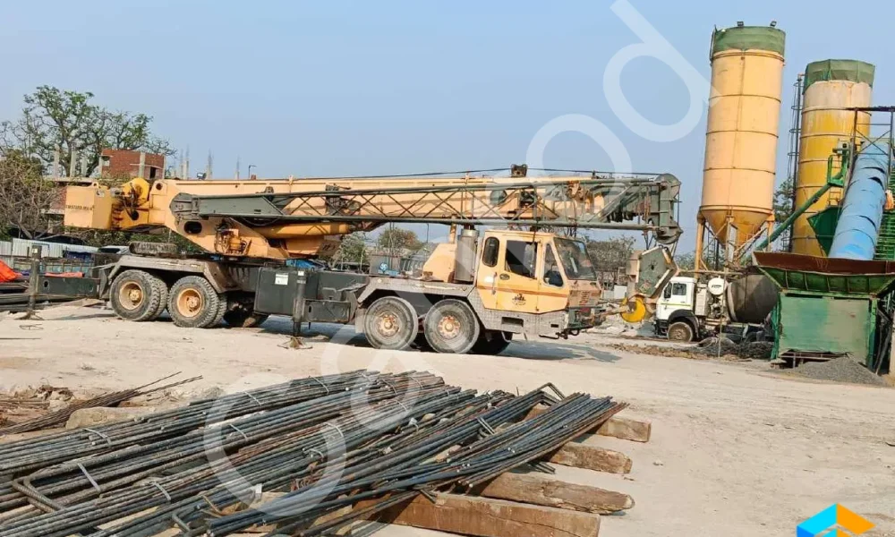 TIL TMS 750 Truck Mounted Crane