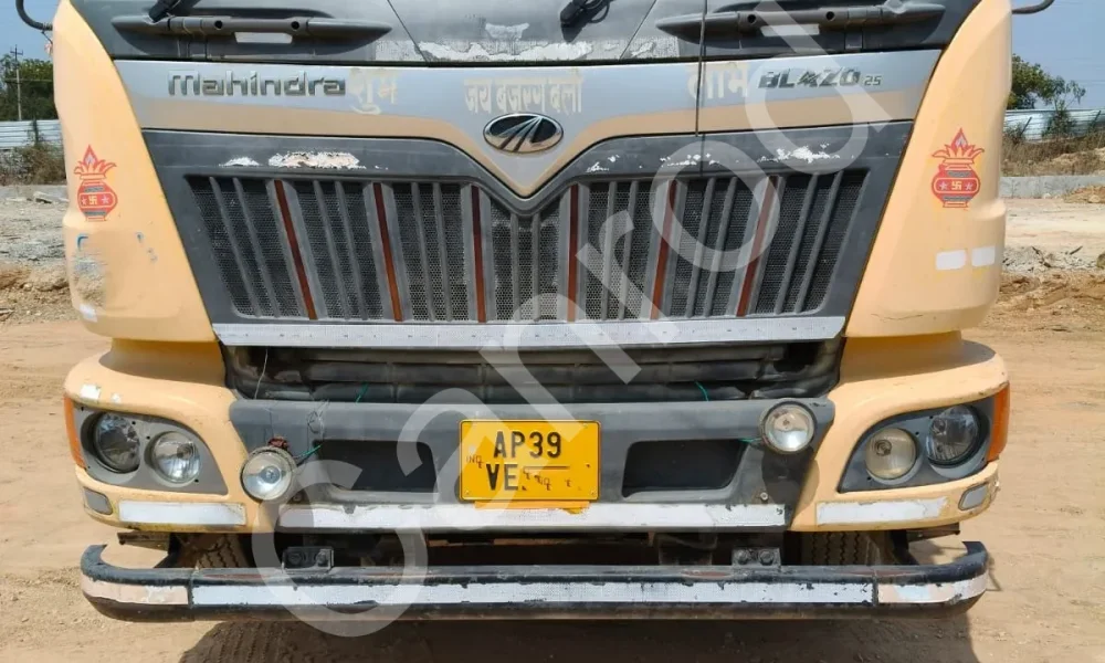 Mahindra Blazo 25 Transit Mixer