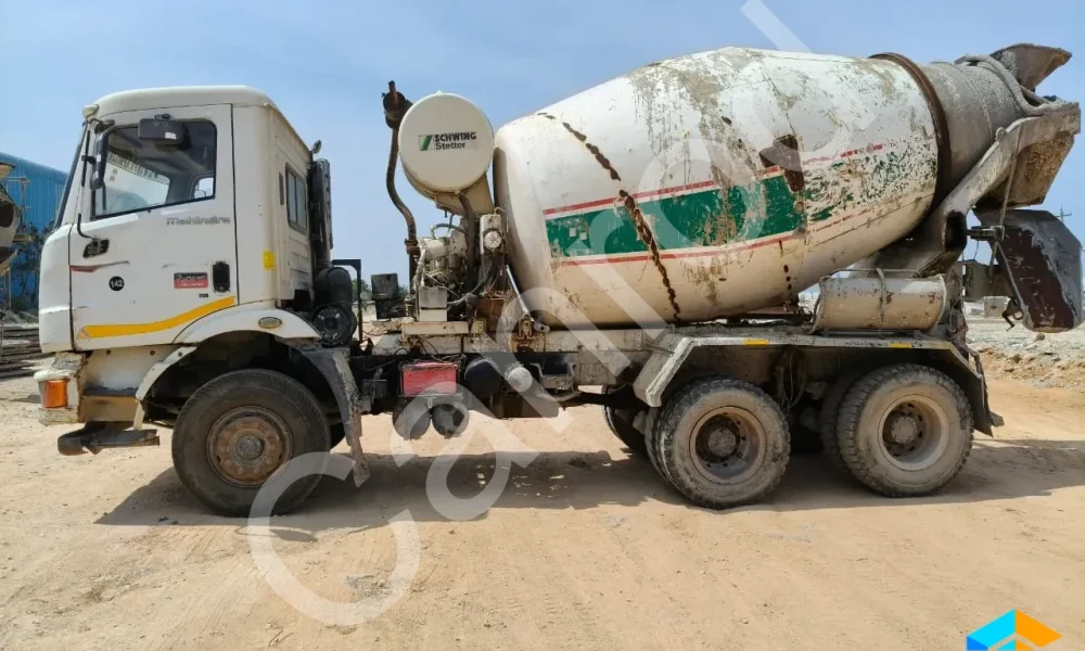 Mahindra Blazo 25 Transit Mixer