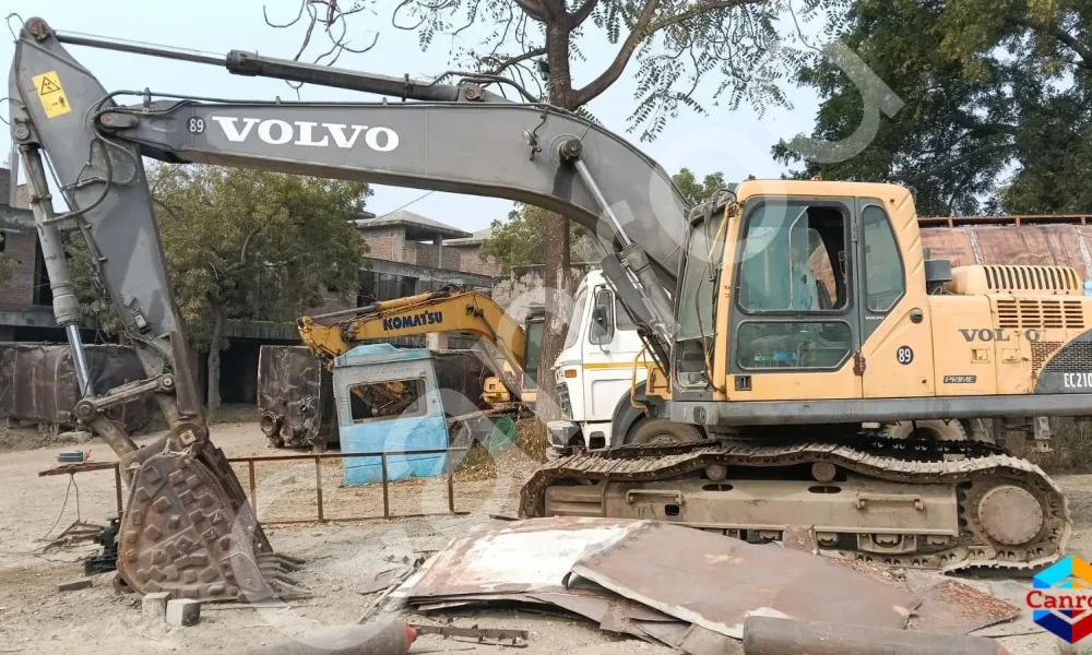 Volvo EC210B Excavator
