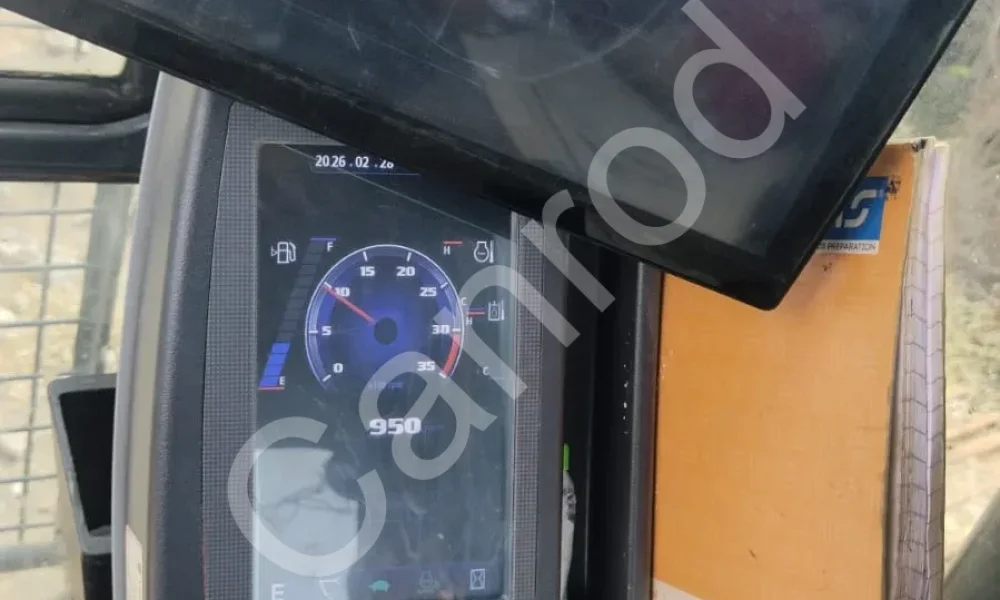 Hyundai R215LR Smart Plus Excavator