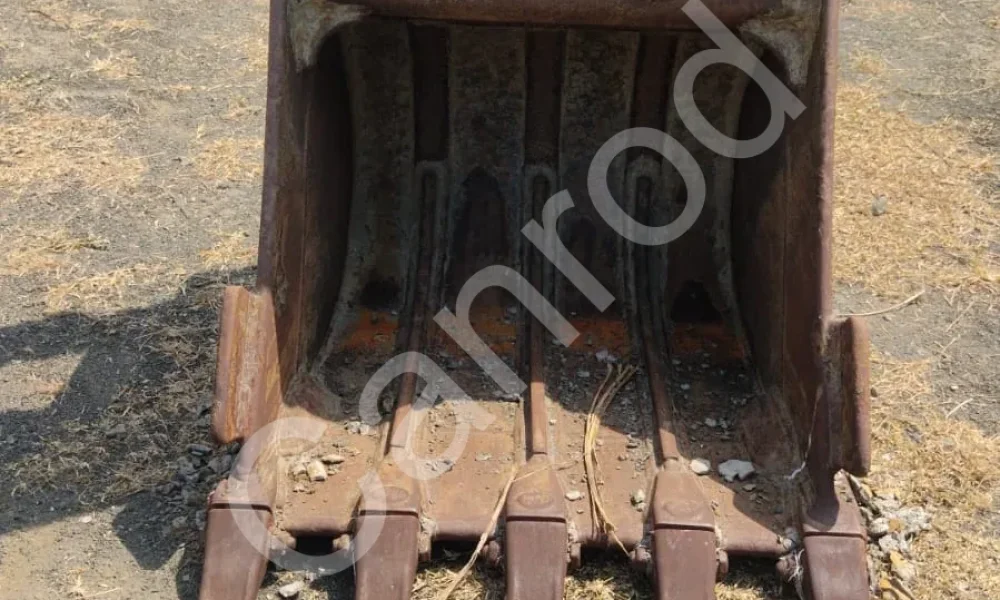 Hyundai R215LR Smart Plus Excavator