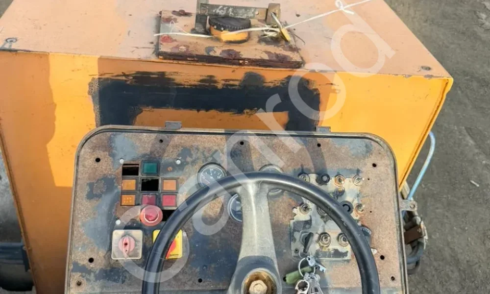 Case Construction 752 Tandem Roller