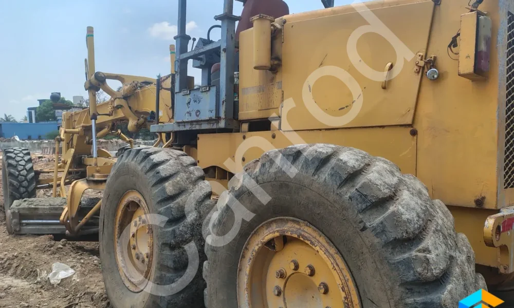 Komatsu GD511A-1 Motor Grader