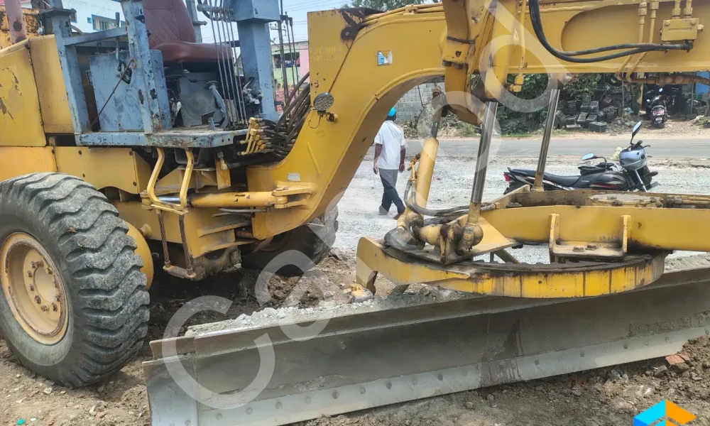 Komatsu GD511A-1 Motor Grader