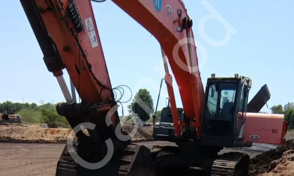 Tata Hitachi ZAXIS370LCH Excavator