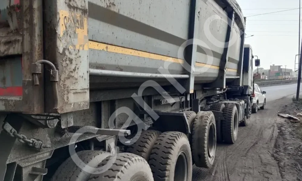 Mahindra BLAZO 55 Tip Trailer