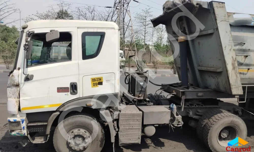 Mahindra BLAZO 55 Tip Trailer