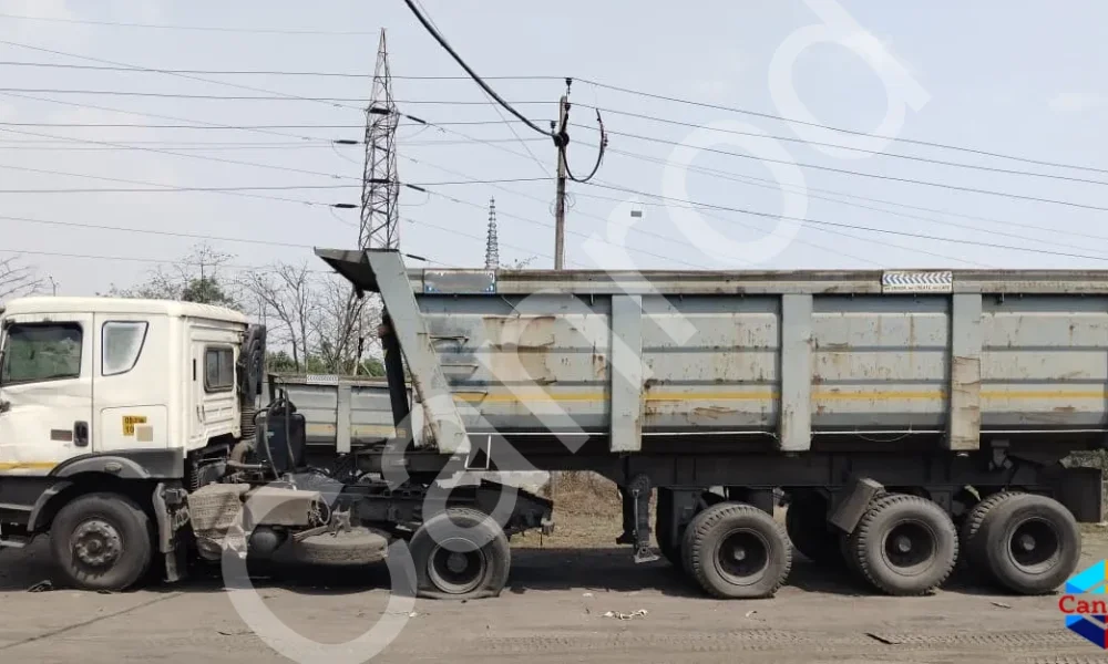 Mahindra BLAZO 55 Tip Trailer