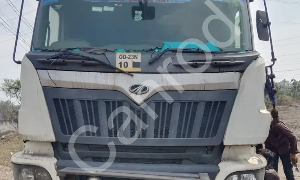 Mahindra BLAZO 55 Tip Trailer