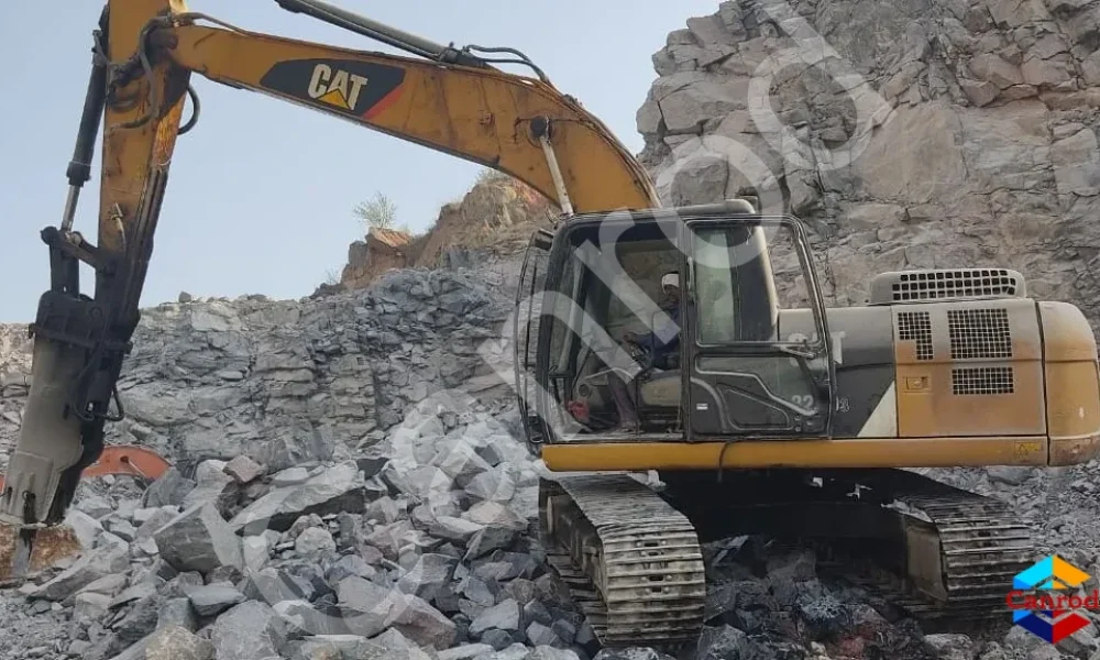 Caterpillar 323D3 Excavator