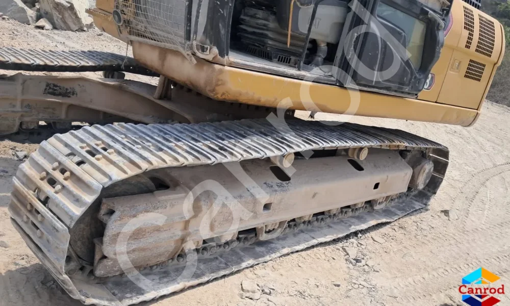 Caterpillar 323D3 Excavator