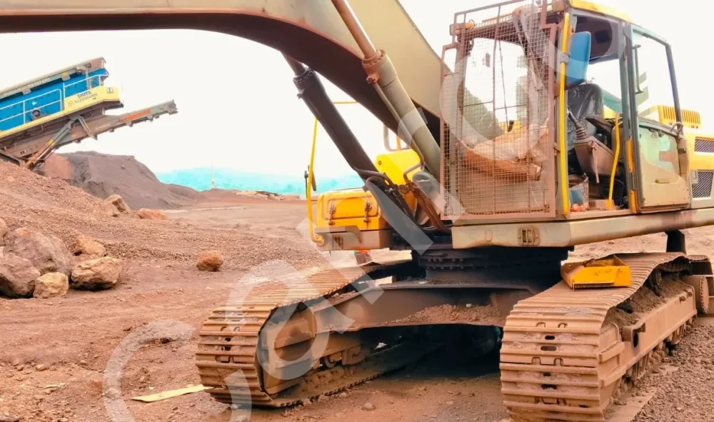 Volvo EC300DL Excavator