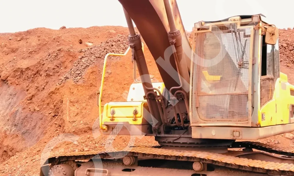 Volvo EC300DL Excavator