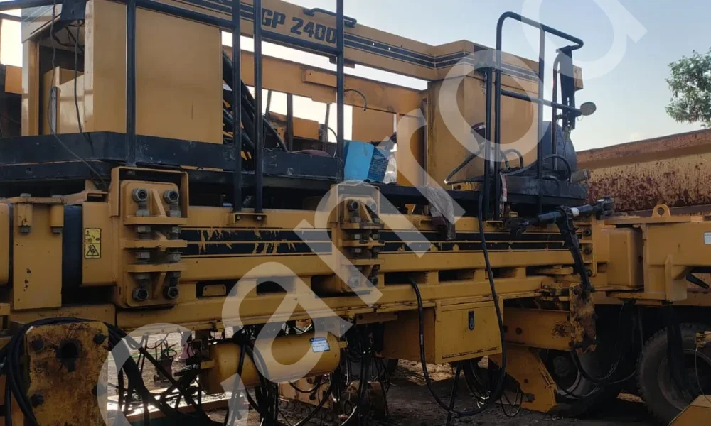 Gomaco GP-2400 Slipform Paver