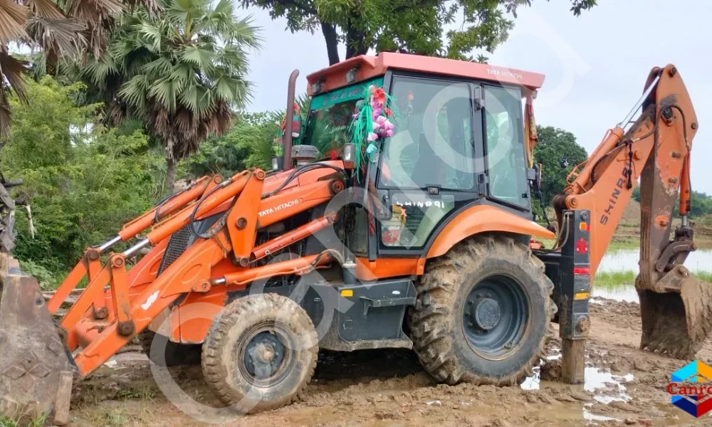 Tata Hitachi SHINRAIBX-80 Backhoe Loader