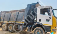 Mahindra BLAZO28 Tipper