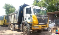 Mahindra BLAZOOX28 Tipper
