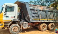Mahindra BLAZO28 Tipper