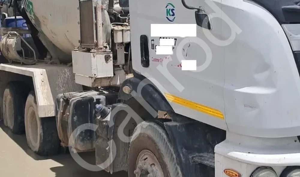 Mahindra Blazo28 Transit Mixer