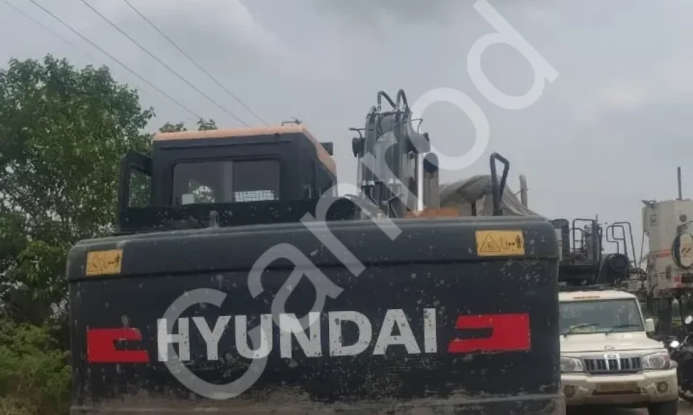 Hyundai R140LC-9V Excavator