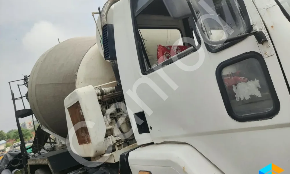 Ashok Leyland 2518 Transit Mixer