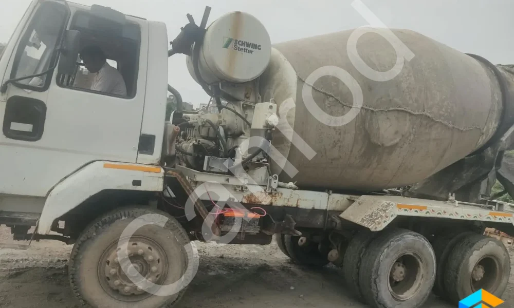 Ashok Leyland 2518 Transit Mixer