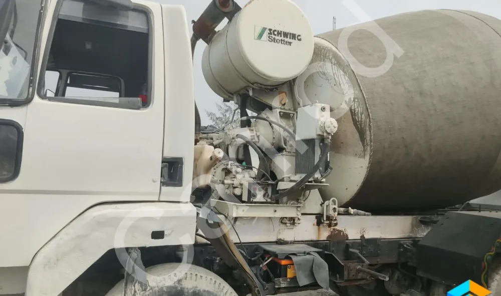 Ashok Leyland 2518 Transit Mixer