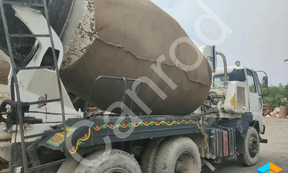 Ashok Leyland 2518 Transit Mixer