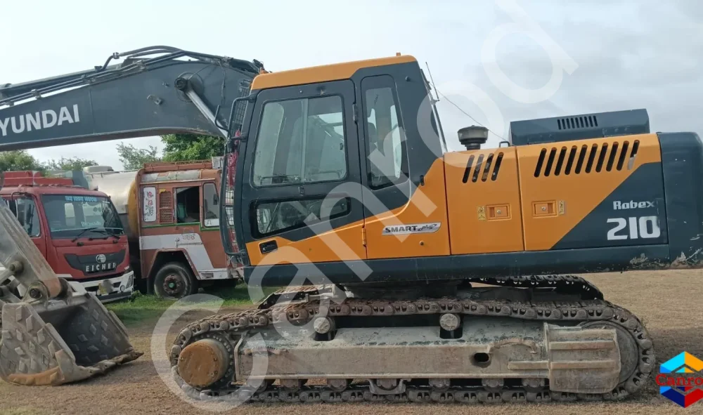 Hyundai R210 Excavator