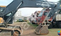 Hyundai R210 Excavator