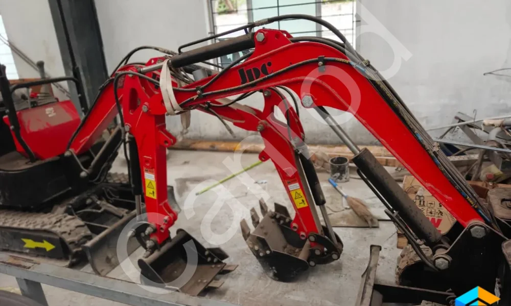 JPC HT12 Mini Excavator