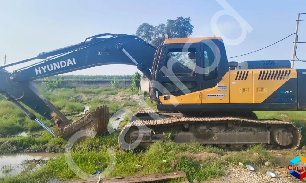 Hyundai R215L Excavator
