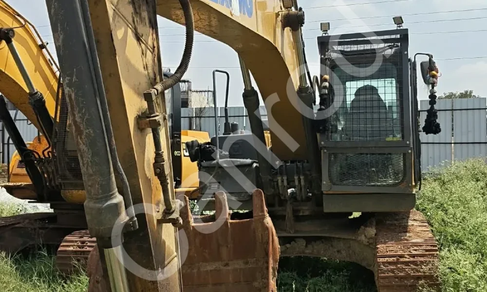 XCMG XE215i Excavator