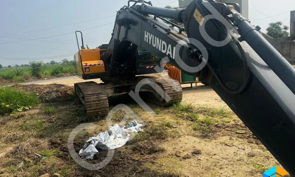 Hyundai R215L Excavator