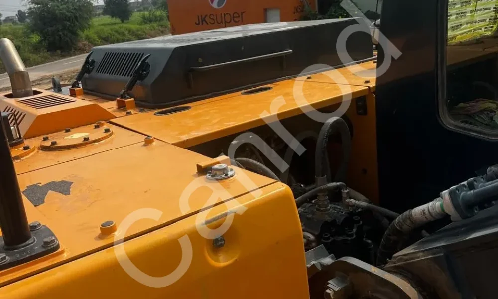 Hyundai R215L Excavator