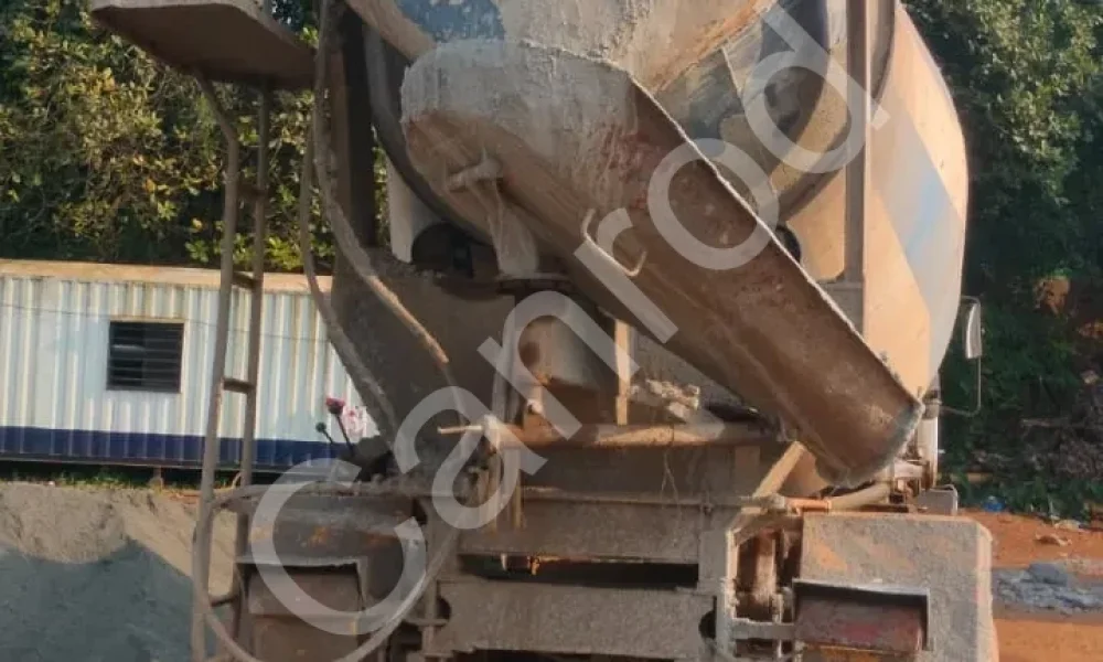 Ashok Leyland 2518 Transit Mixer