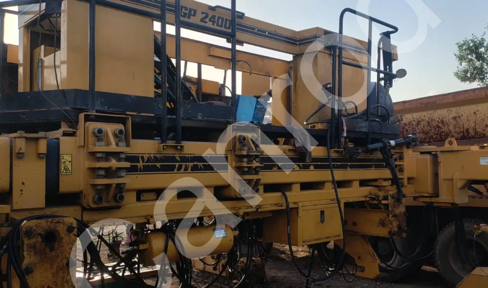 Gomaco GP-2400 Slipform Paver