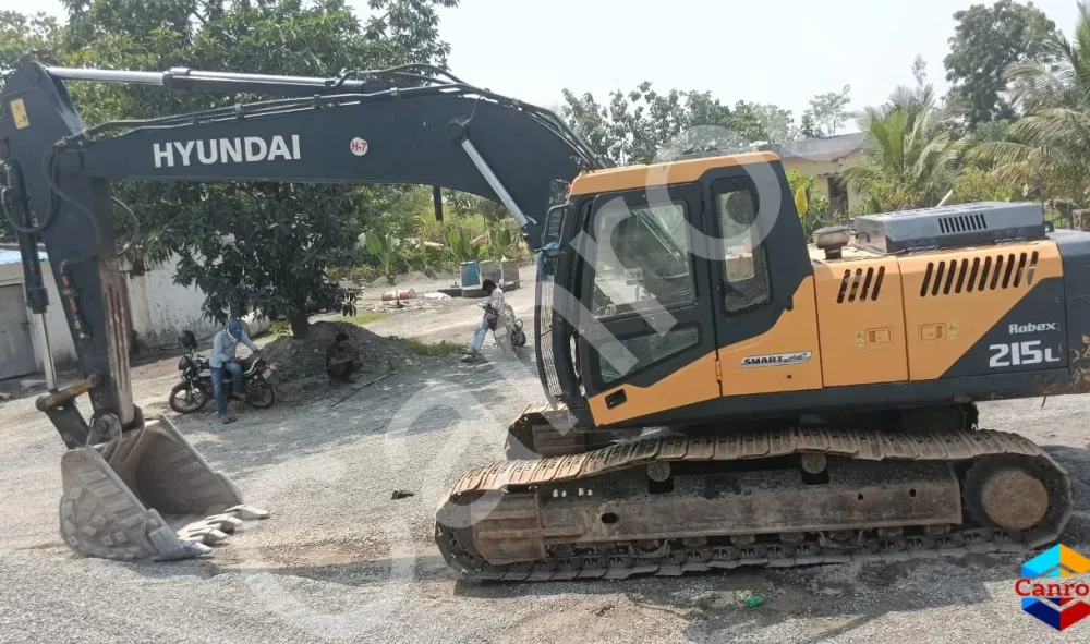 Hyundai R215L Excavator