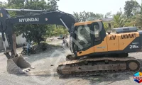 Hyundai R215L Excavator
